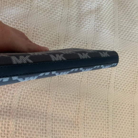 NWT Michael Kors Cooper Denim Wallet - Picture 7 of 11